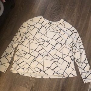 Cute Top. Geometric design